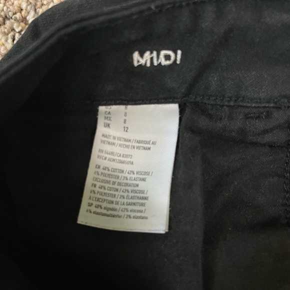 American Eagle Midi Shorts - Picture 3 of 4
